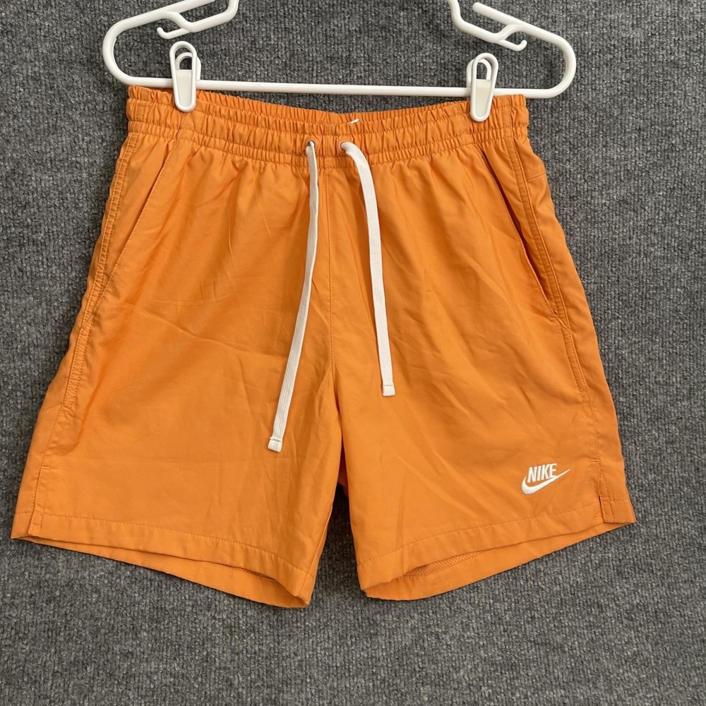 Nike Sportswear Club Woven Flow Shorts Mens Sz S Orange Mesh Lined AR2382